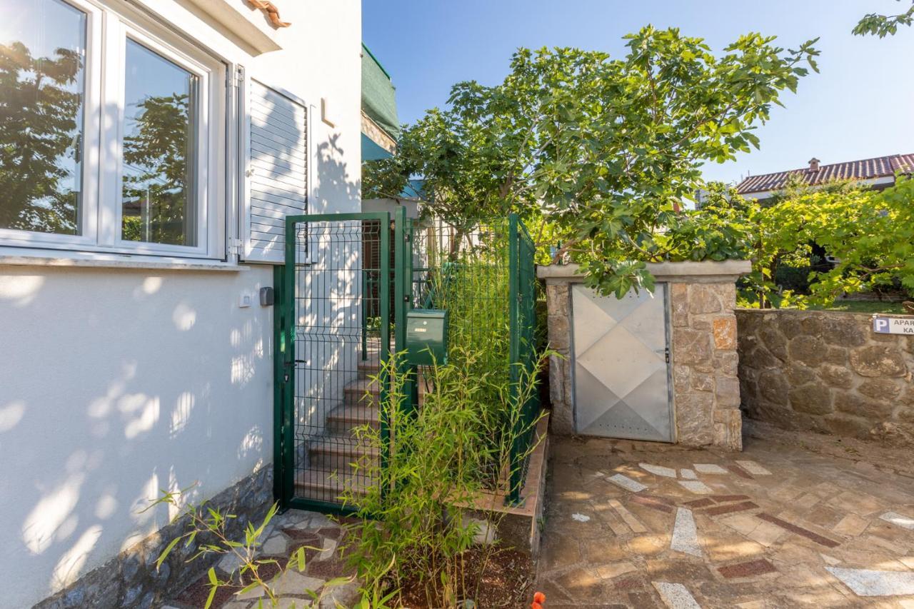 Apartment Kamila คิร์ก ภายนอก รูปภาพ