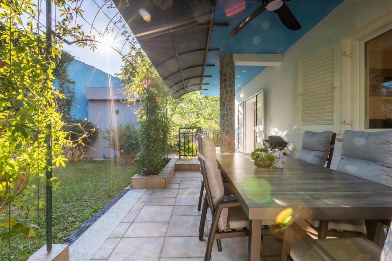 Apartment Kamila คิร์ก ภายนอก รูปภาพ